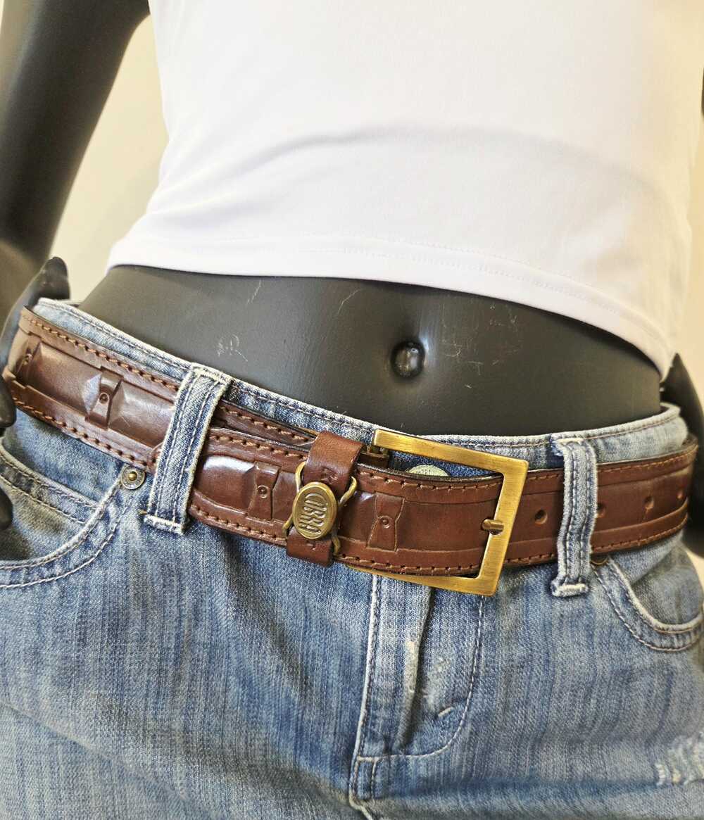 Vintage Italian western leather belt | Vero Cuoio Cobra | brown 27–33" x 1.5"